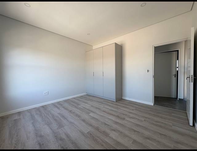 4 BEDROOM HOUSE FOR SALE IN SANDOWN
